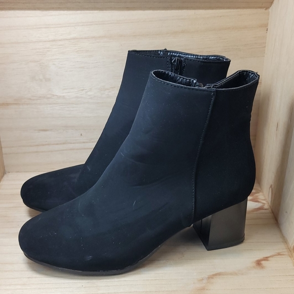 Womens Black Suede Ankle Boots - Picture 6 of 11